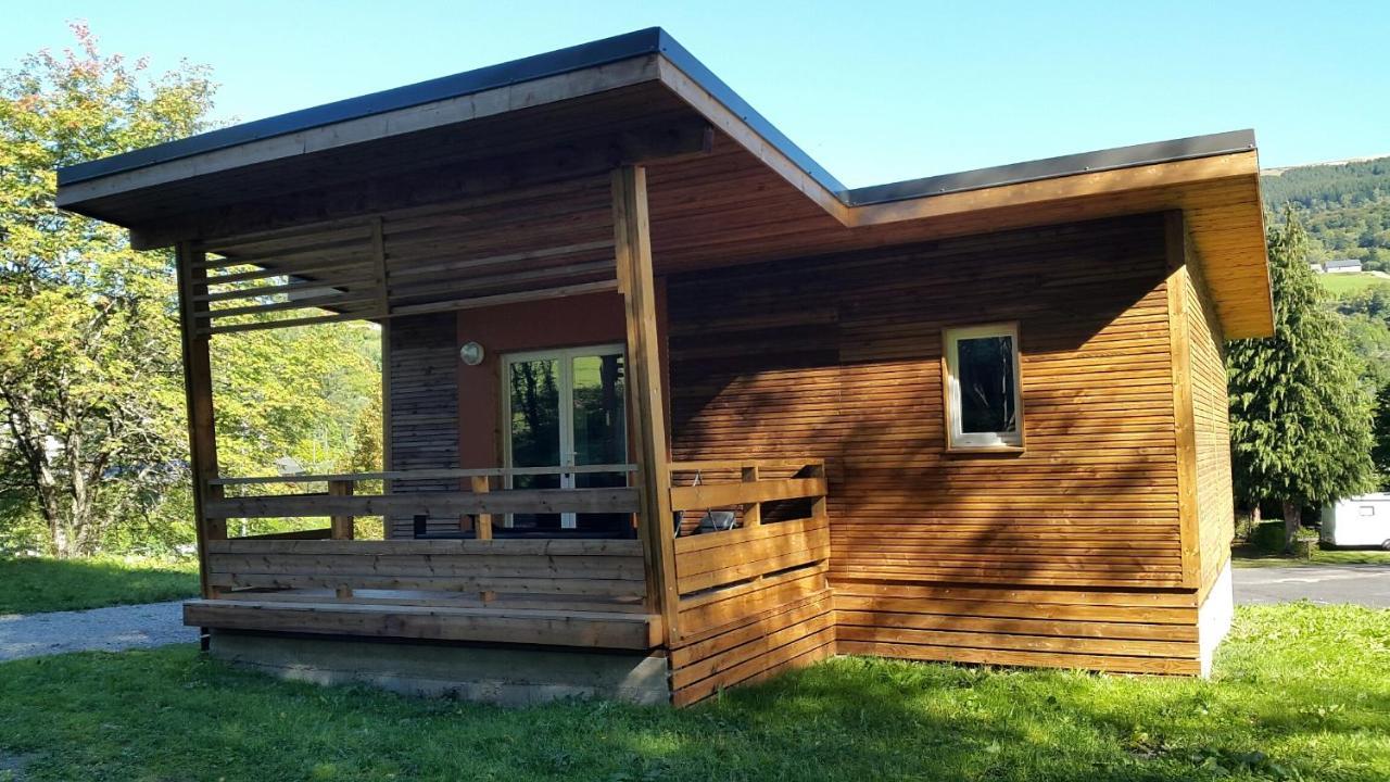 Camping Les Vernieres La Bourboule Exterior foto