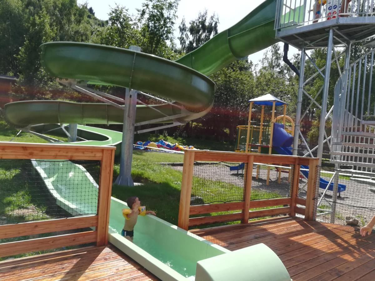 Camping Les Vernieres La Bourboule Exterior foto