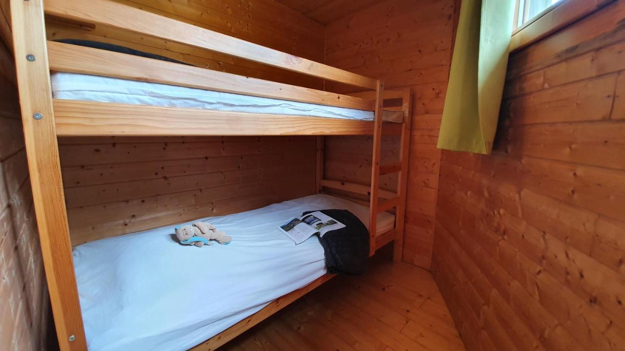 Camping Les Vernieres La Bourboule Exterior foto